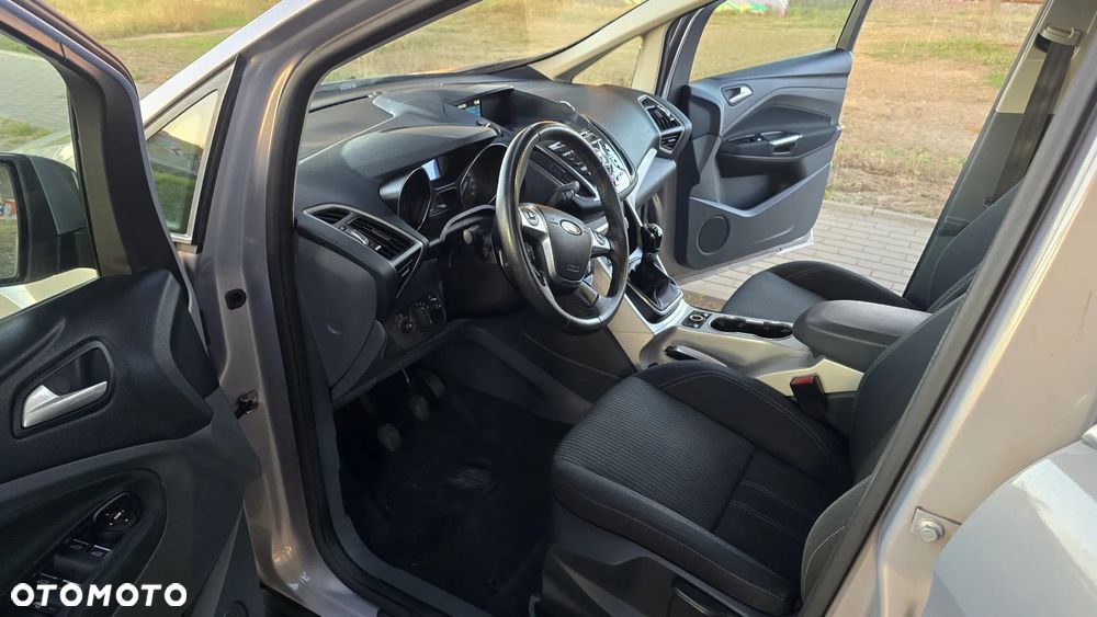 Ford C-MAX 1.6 Ti-VCT Titanium - 26