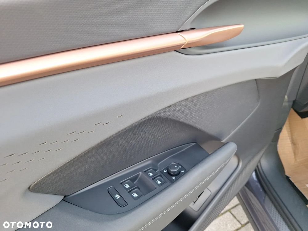 Cupra Terramar 1.5 eTSI mHEV DSG - 13