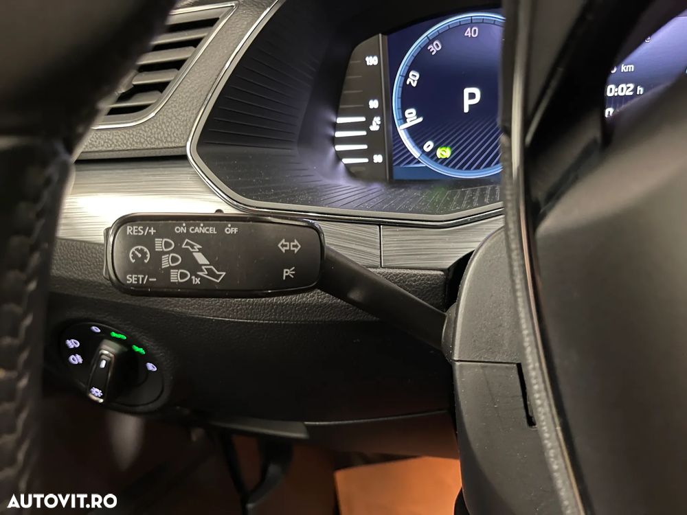 Skoda Superb 2.0 TDI DSG Ambition - 24