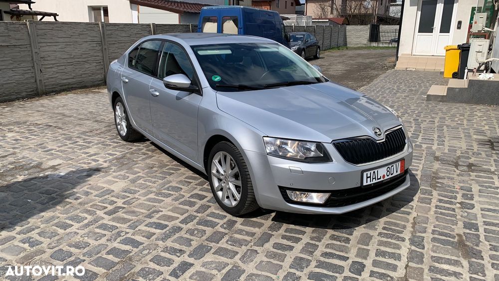 Skoda Octavia 1.4 TSI ELEGANCE - 22