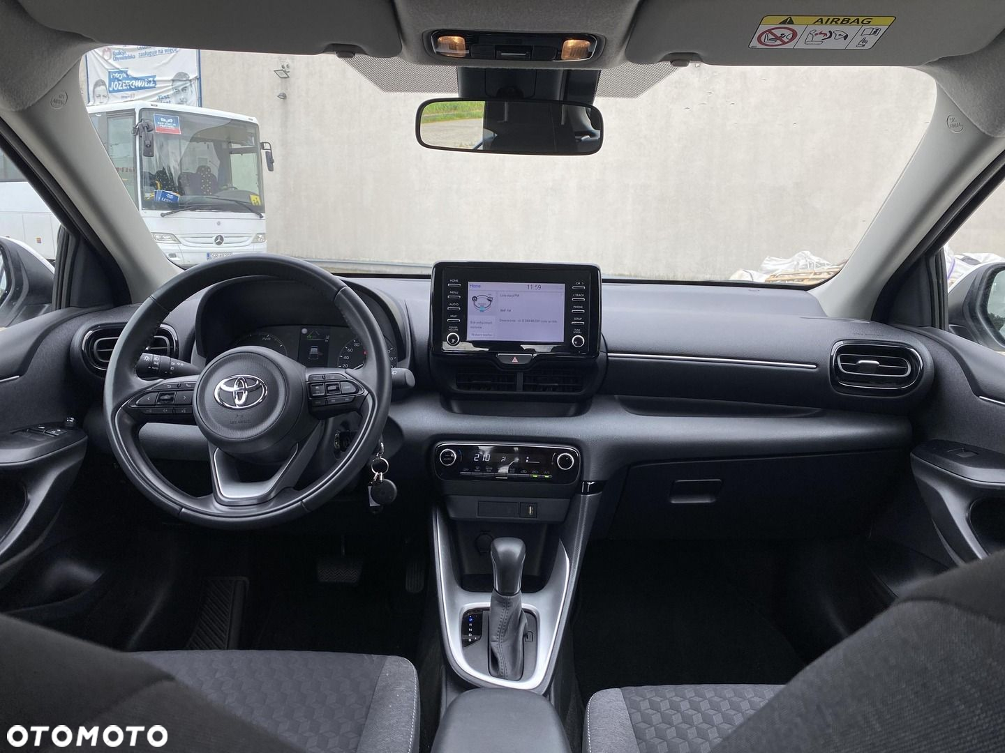 Toyota Yaris - 4