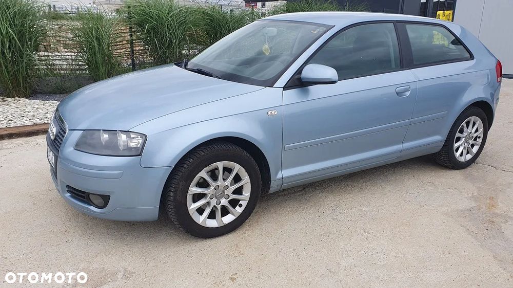 Audi A3 3-drzwiowe 1.6 Ambiente - 4