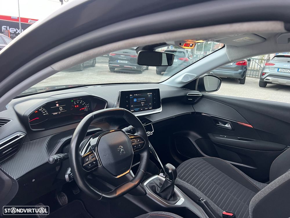 Peugeot 208 1.2 PureTech Active Pack - 11