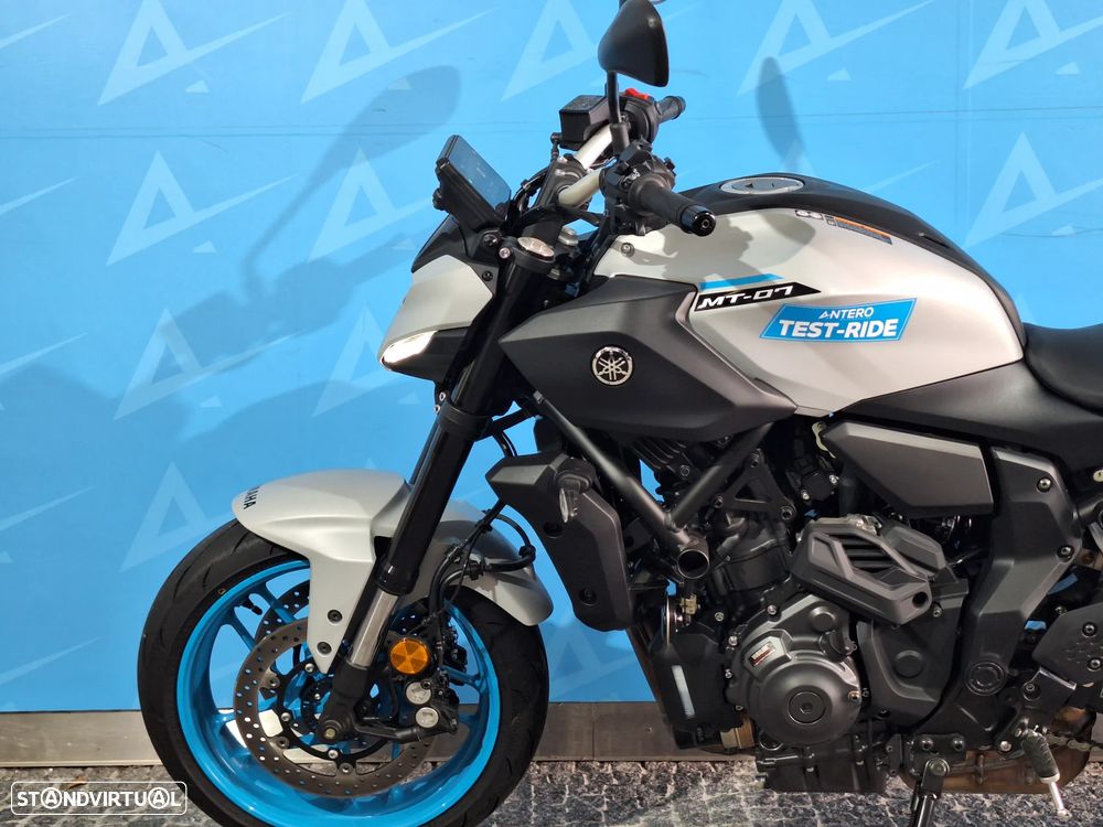 Yamaha MT-07 Y-AMT - 5