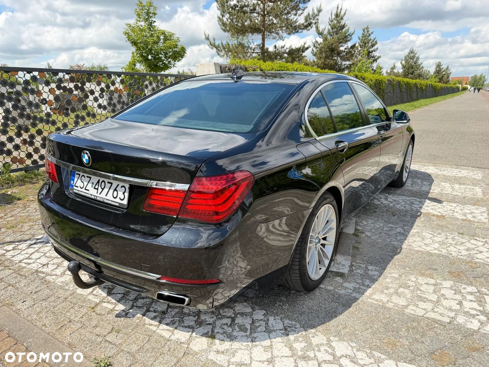 BMW Seria 7 740d xDrive Edition Exclusive - 10