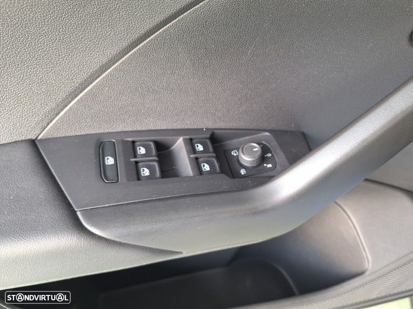 VW T-Cross 1.0 TSI Urban - 12