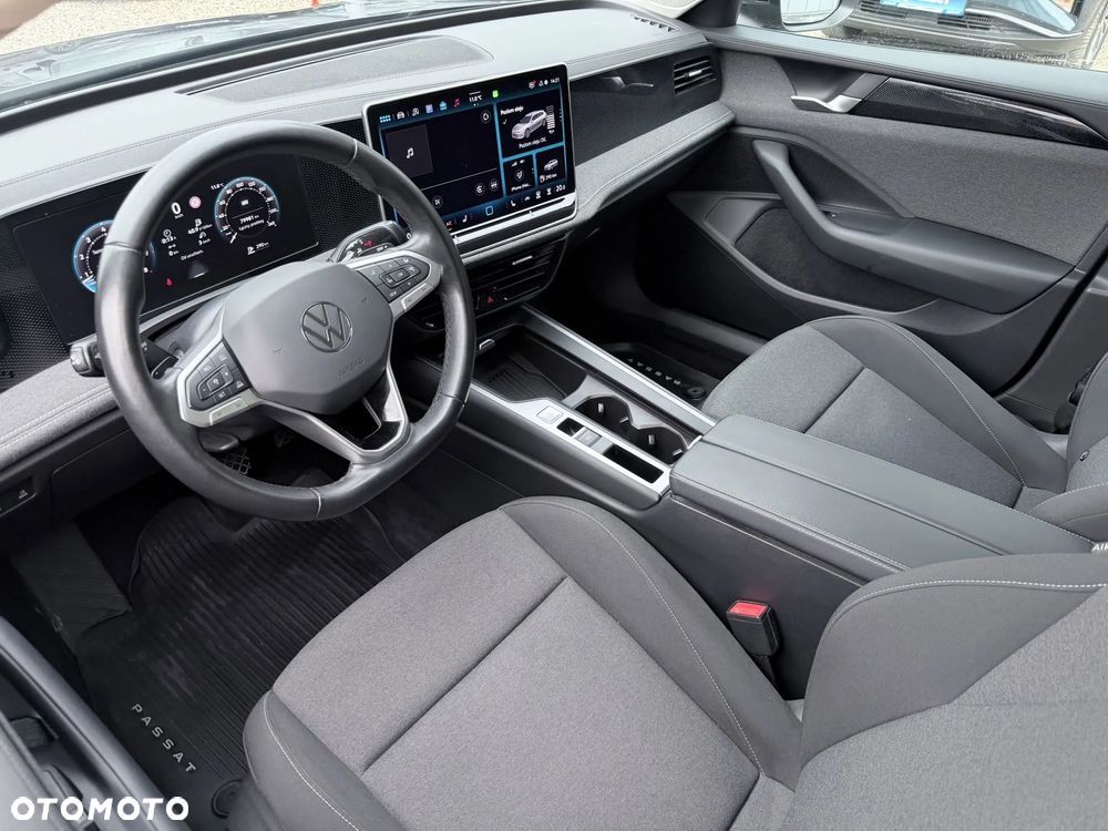 Volkswagen Passat 2024