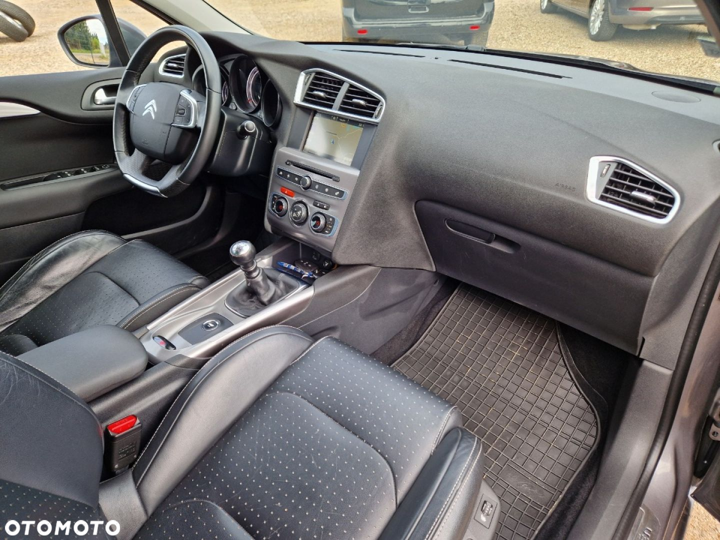 Citroën C4 2.0 HDi Exclusive - 22