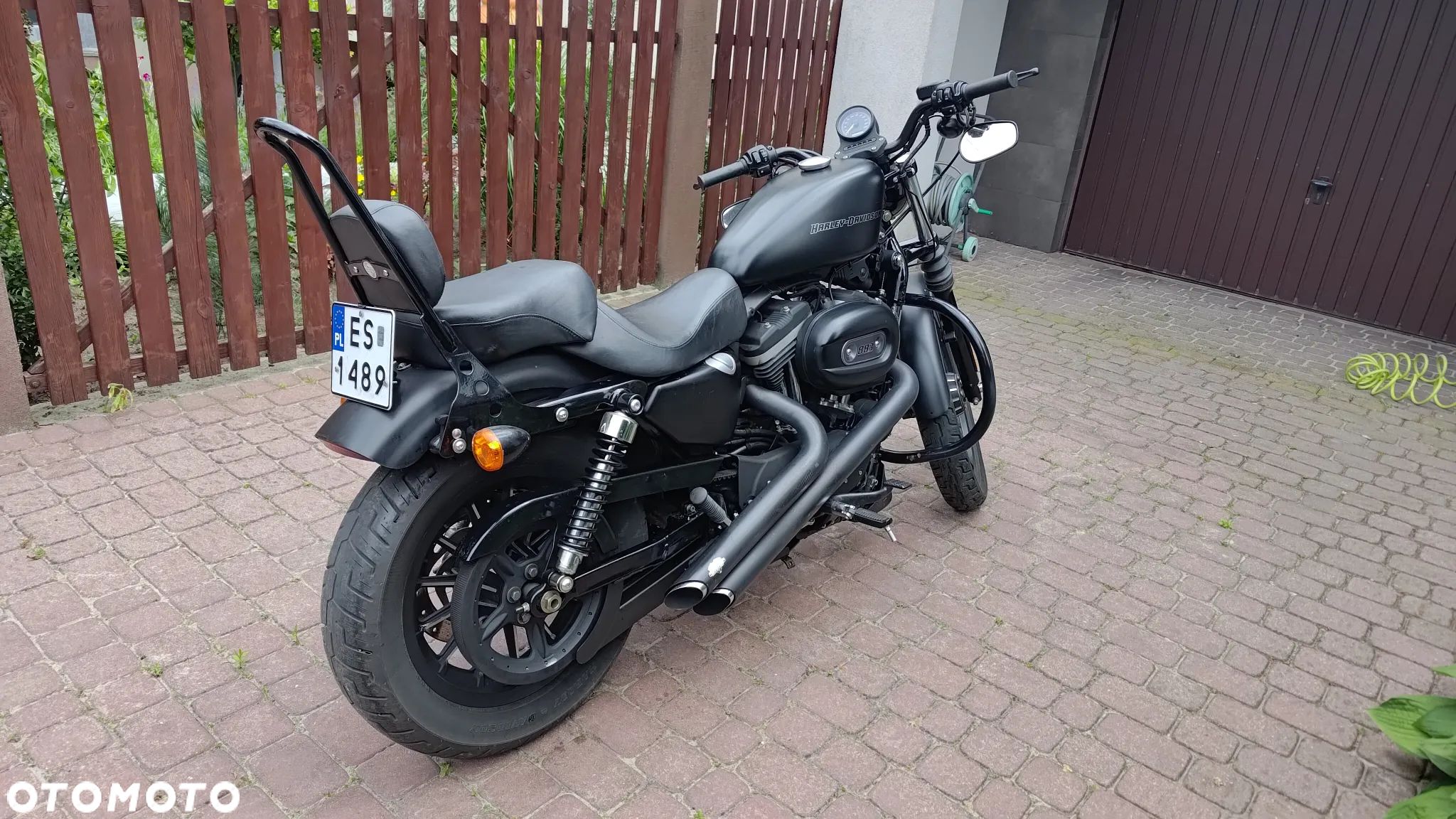 Harley-Davidson Sportster Iron 883 - 1