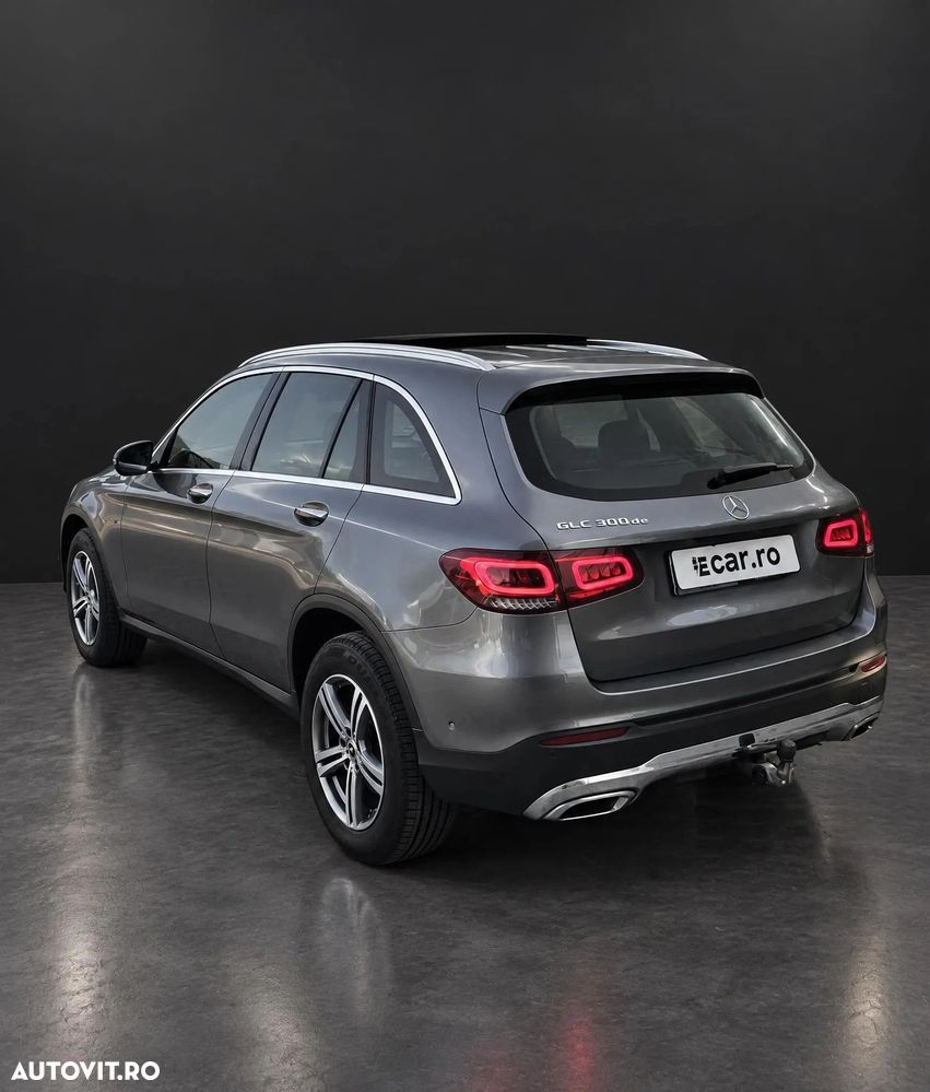 Mercedes-Benz GLC 300 de 4Matic 9G-TRONIC Exclusive - 3