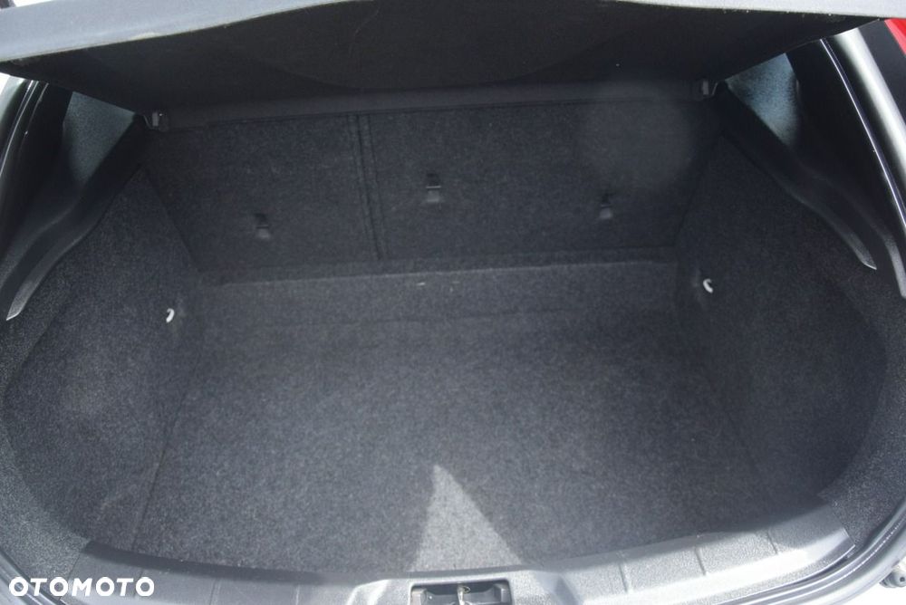 Volvo V40 D2 - 15