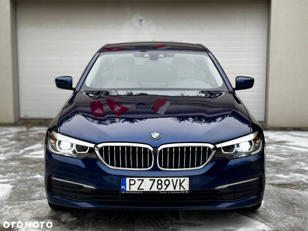 BMW Seria 5 520d xDrive Luxury Line - 4