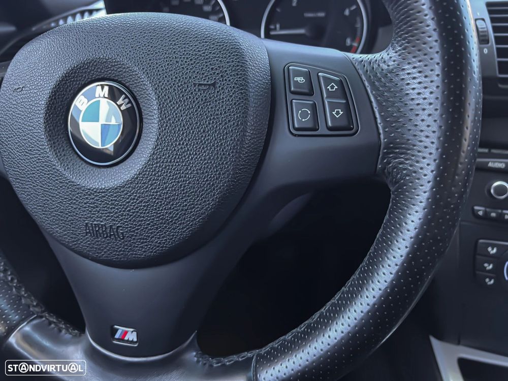 BMW 118 d Pack M - 12