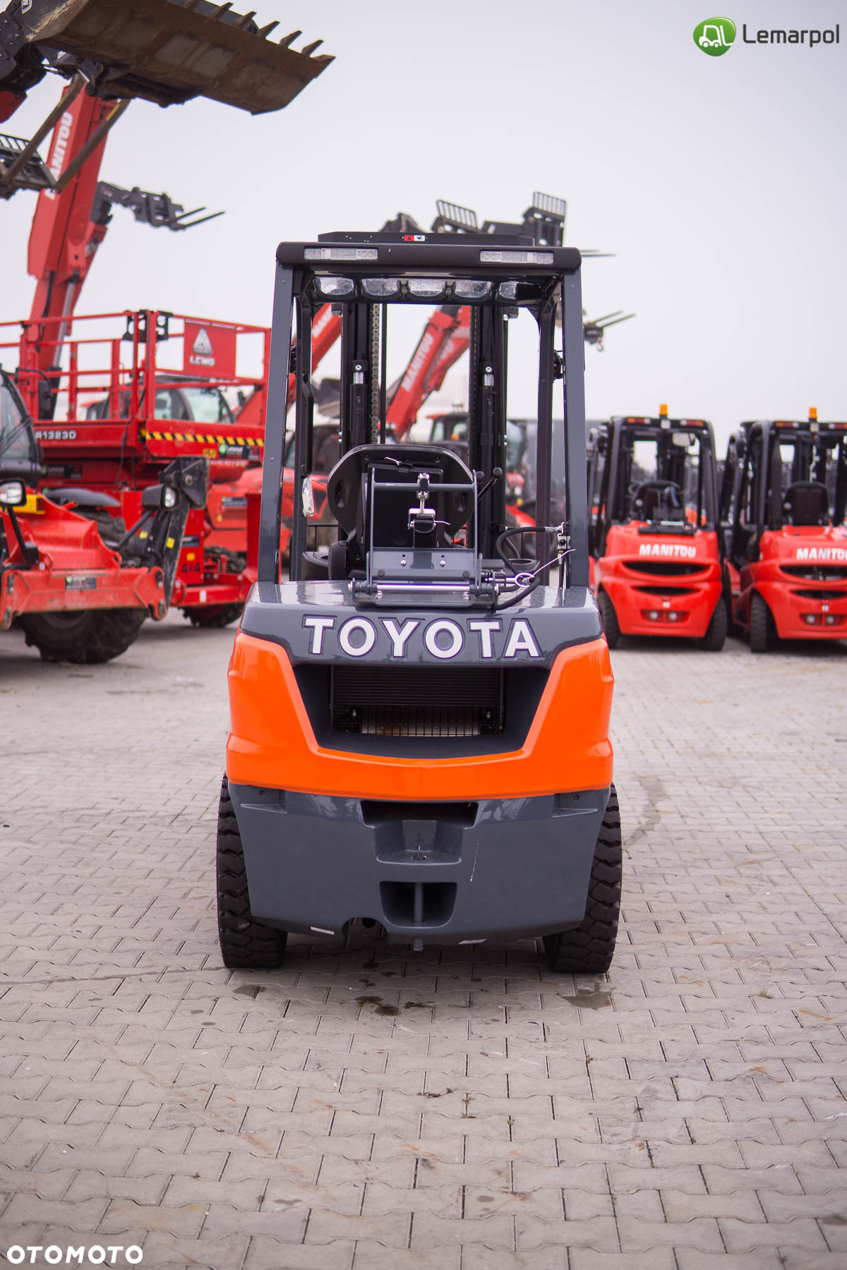 Toyota 02-8FGJF35 - 8