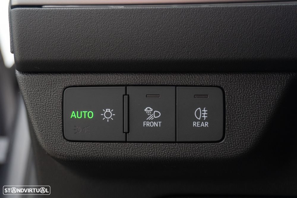 Audi Q4 e-tron 45 quattro - 17