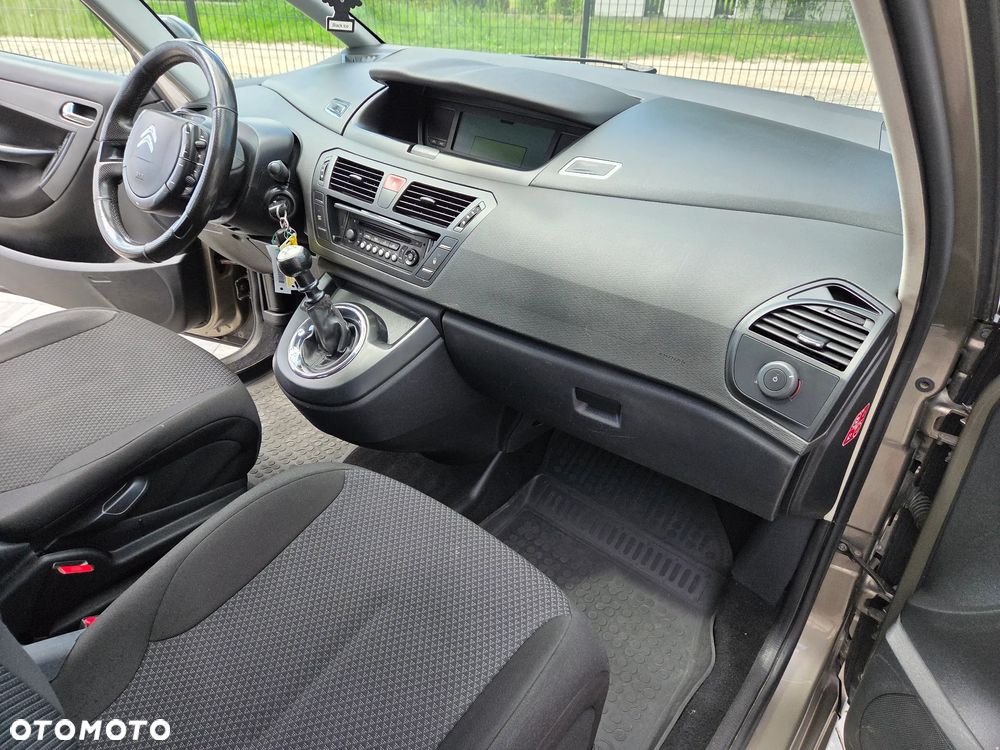 Citroën C4 Picasso 1.6 HDi Attraction - 18