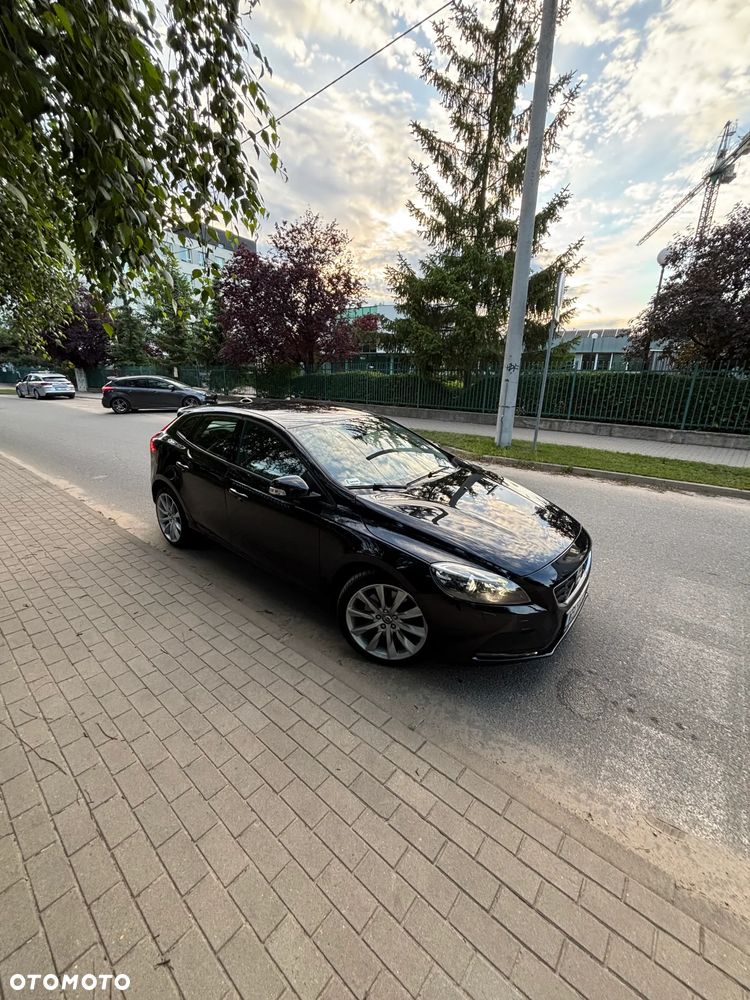 Volvo V40 D3 Geartronic Summum - 11