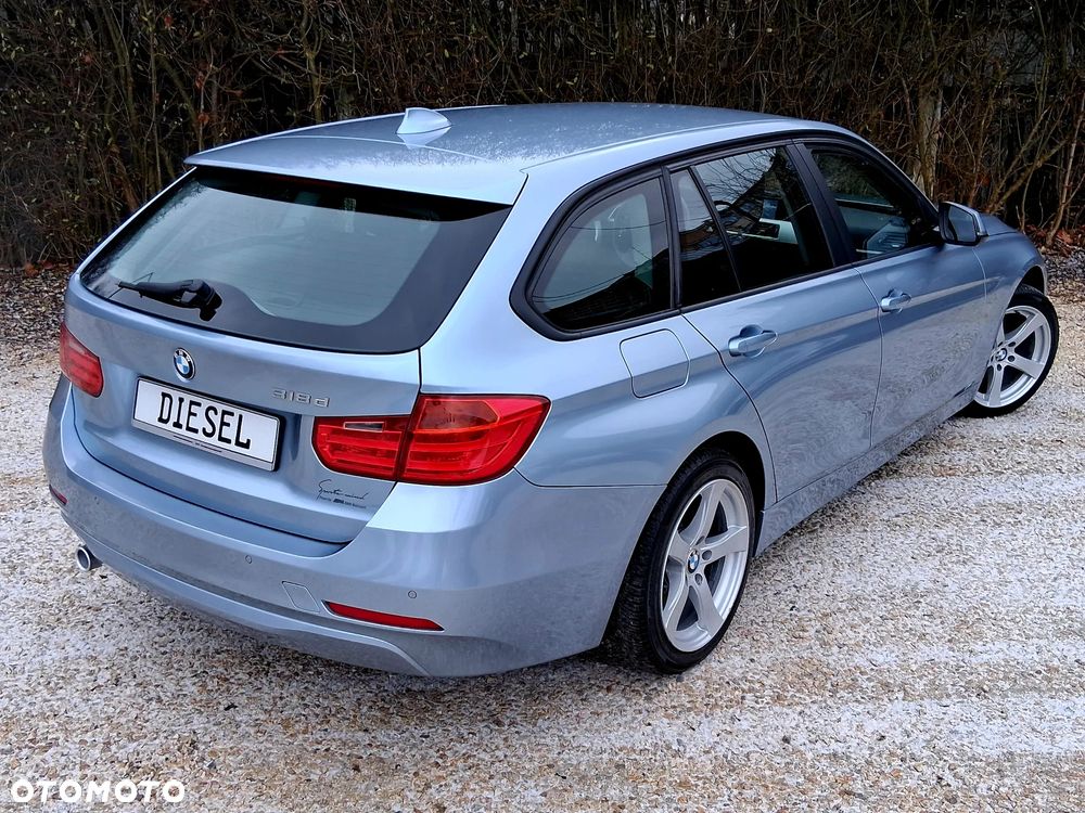 BMW Seria 3 318d DPF - 28