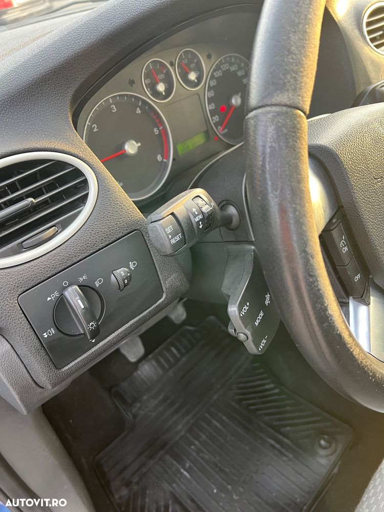 Ford Focus 1.8 TDCi Anniversary - 28