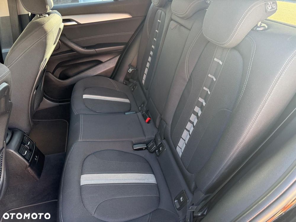 BMW X2 sDrive16d - 10