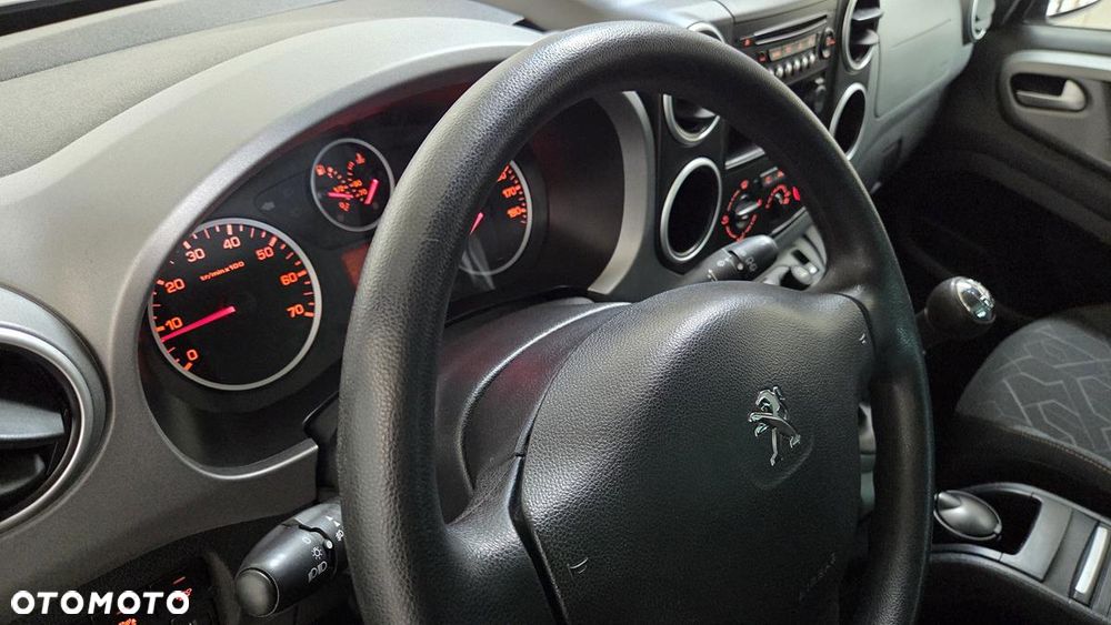 Peugeot Partner BlueHDi 100 Stop&Start Allure - 28