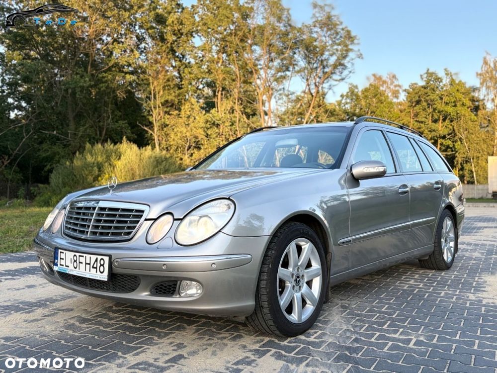 Mercedes-Benz Klasa E 500 4-Matic T Elegance - 13