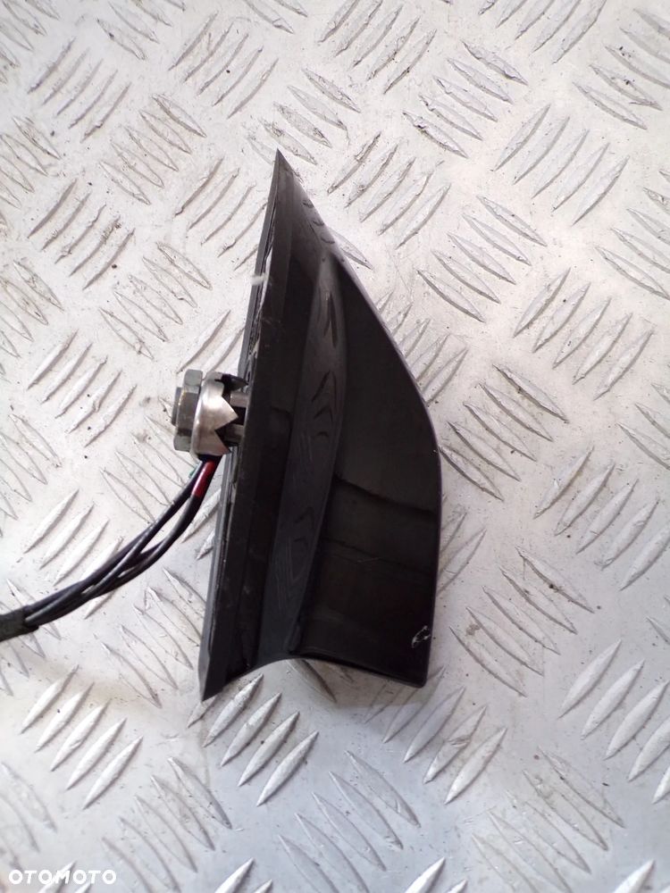 ANTENA PŁETWA REKIN DACIA SANDERO III RENAULT CAPTUR II  8201731020 - 4