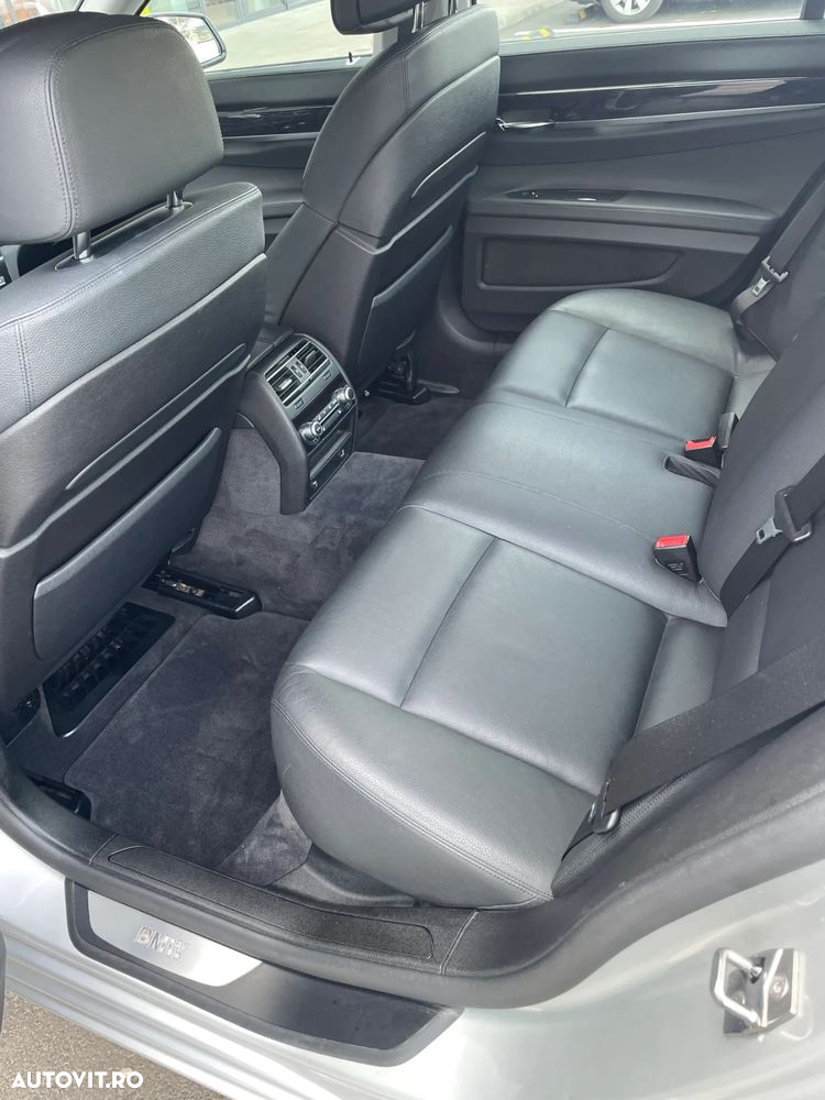 BMW Seria 7 730d - 6