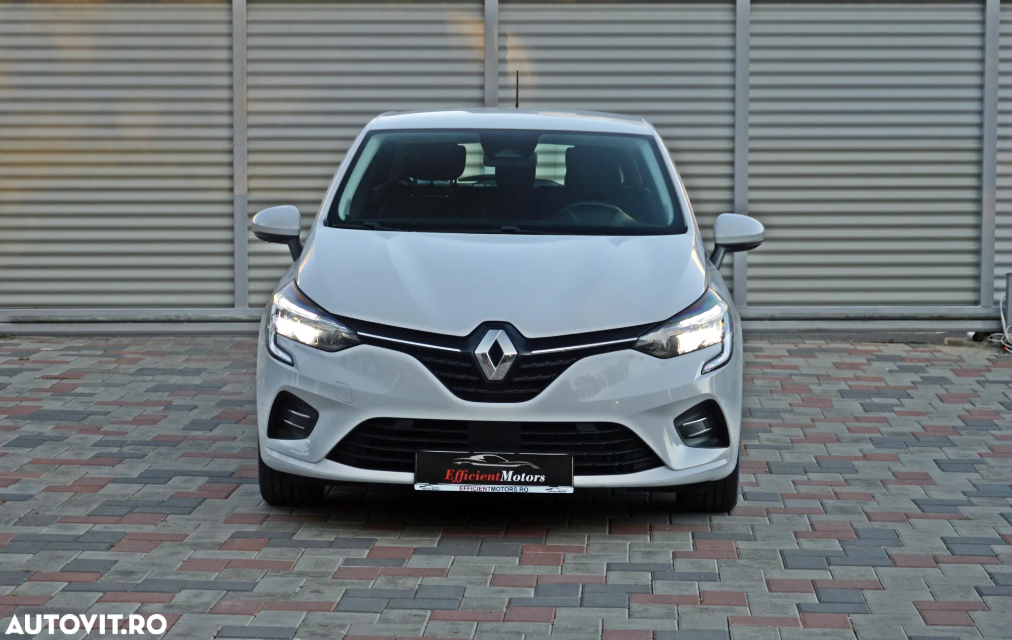 Renault Clio E-TECH Hybrid 140 BUSINESS EDITION - 17