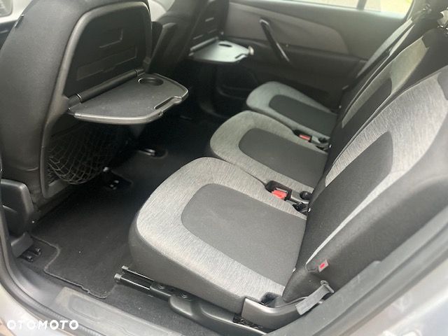 Citroën C4 Picasso 1.6 BlueHDi MoreLife - 23