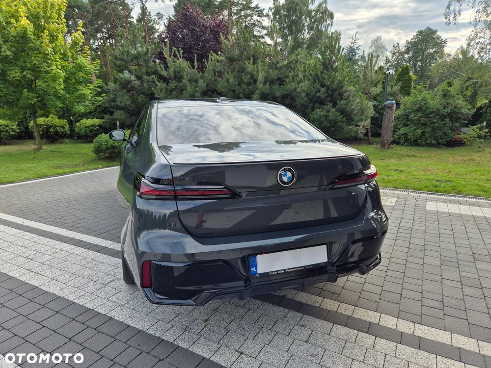 BMW Seria 7 740d xDrive - 13