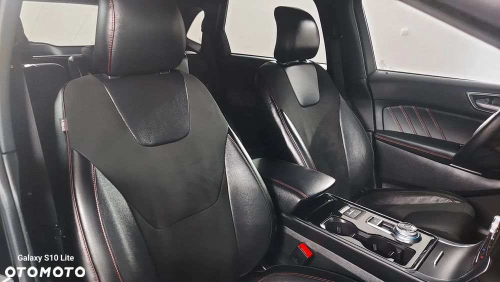 Ford Edge 2.0 EcoBlue Twin-Turbo 4WD ST-Line - 25
