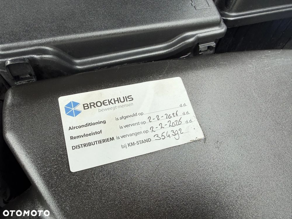 Volvo XC 70 ver-d4-drive--e-dynamic-momentum - 38