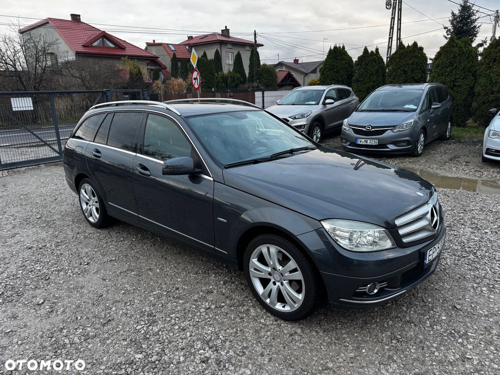 Mercedes-Benz Klasa C 180 T BlueEFFICIENCY 7G-TRONIC - 18