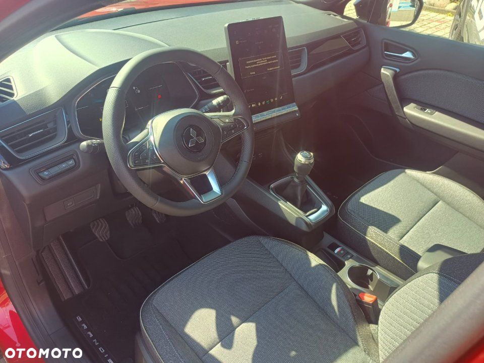 Mitsubishi Grandis - 9