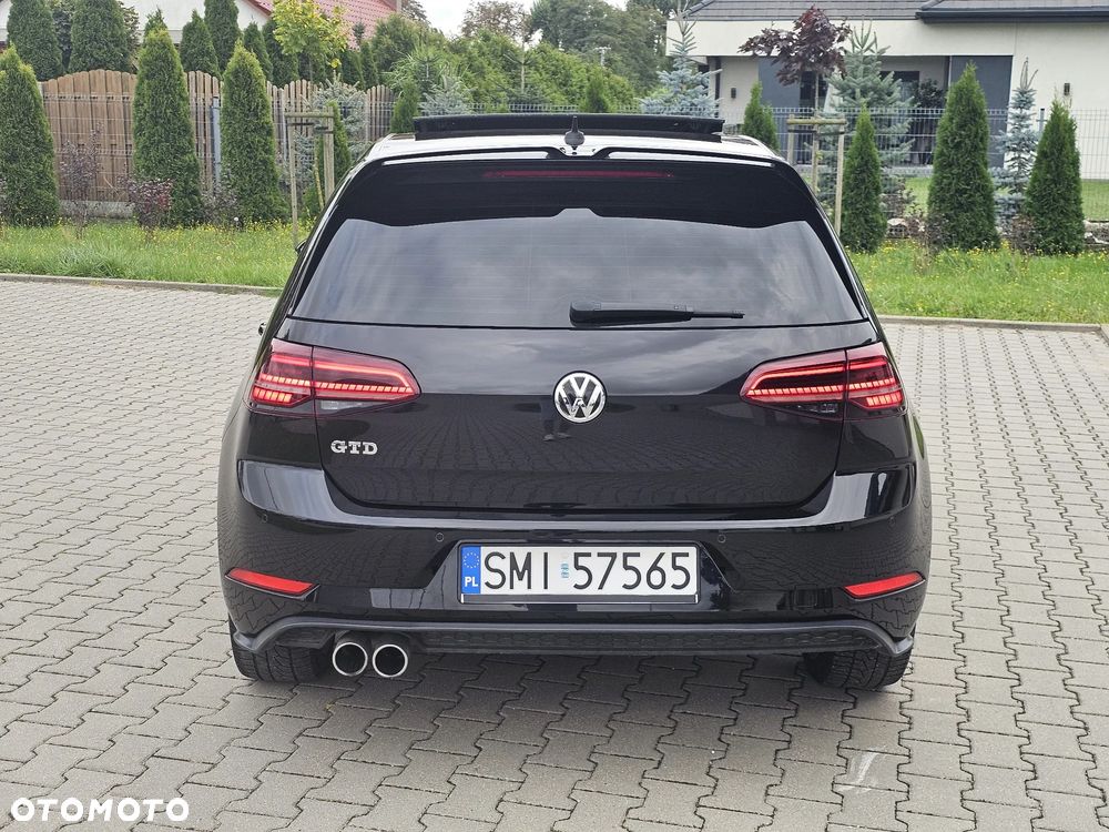 Volkswagen Golf - 7