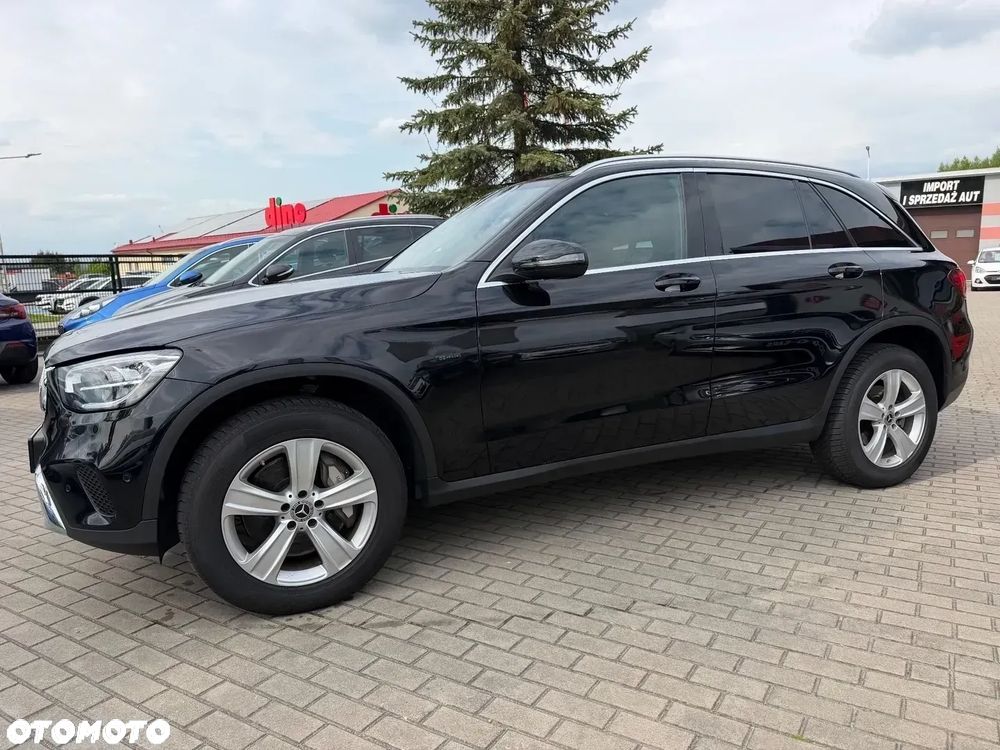 Mercedes-Benz GLC 300 e 4-Matic - 4