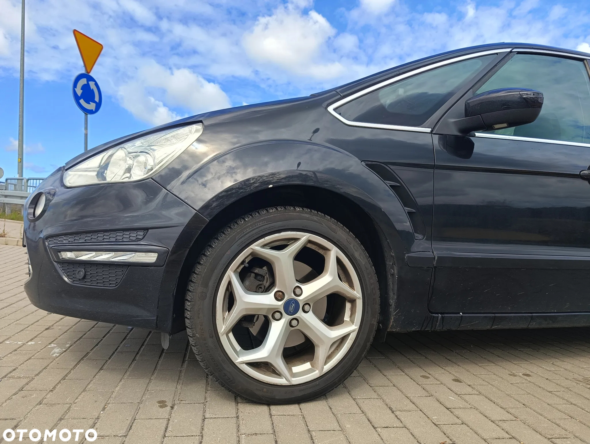 Ford S-Max 2.0 TDCi DPF Titanium - 8