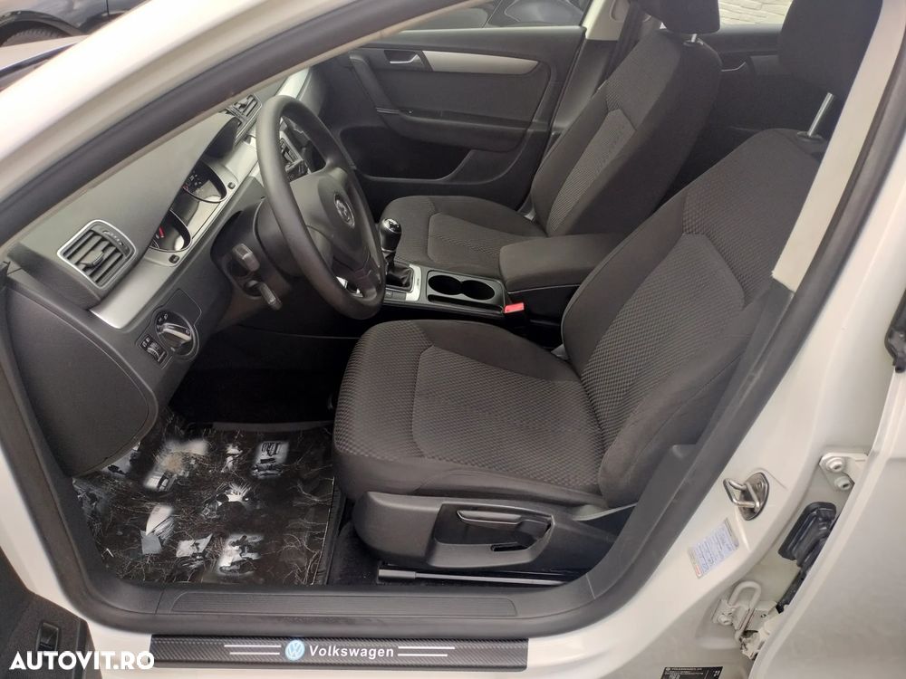 Volkswagen Passat 2.0 TDI 4Motion BlueMotion Technology Highline - 12