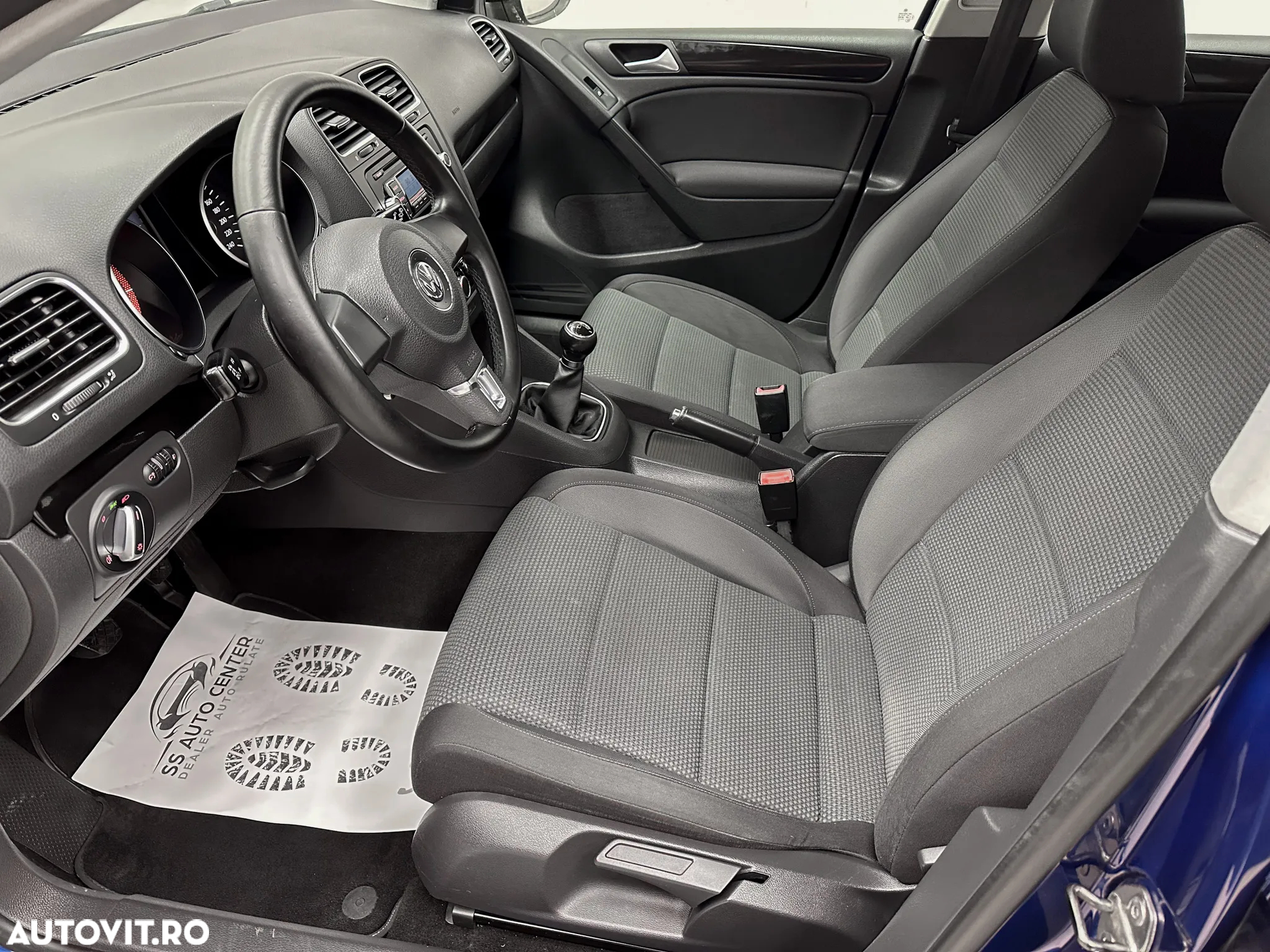 Volkswagen Golf 1.6 Comfortline - 18