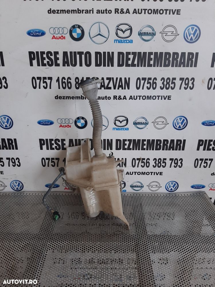 Bidonas Vas Lichid Parbriz Stropgel Toyota Rav 4 An 2006-2012 Dezmembrez Toyota Rav 4 2.2 Diesel An - 1