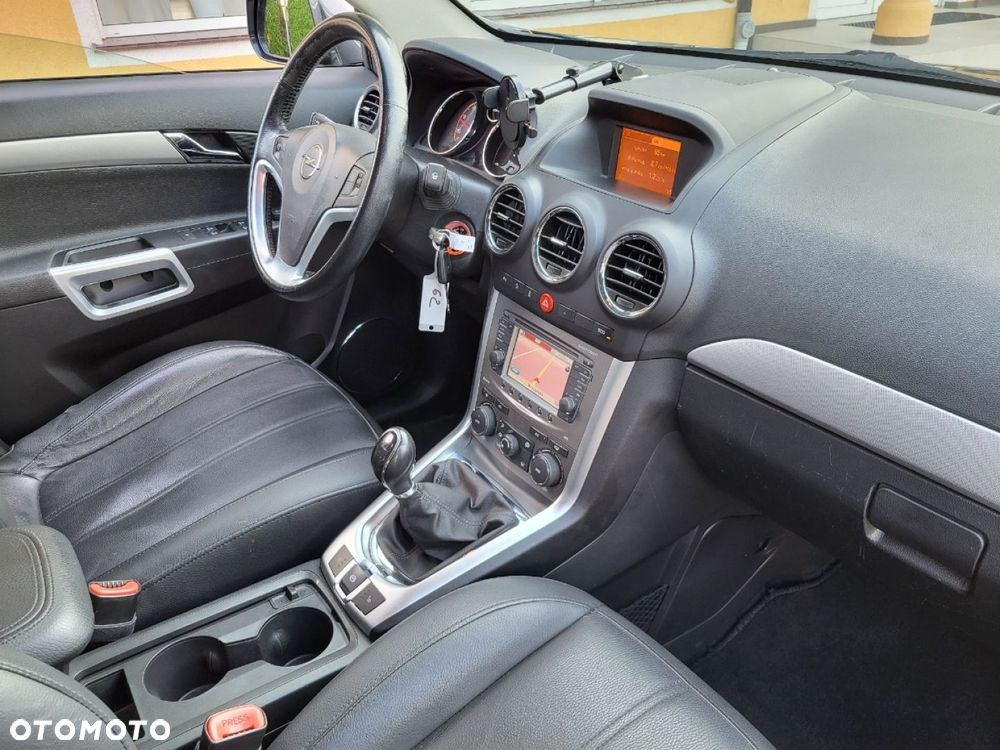 Opel Antara - 24