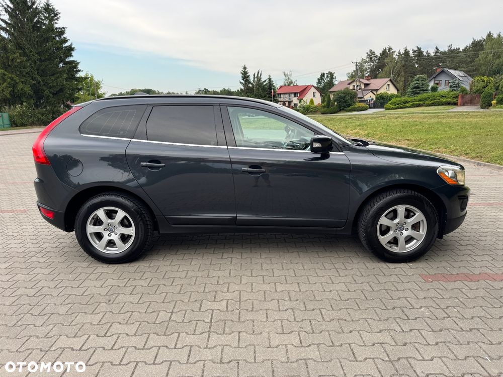 Volvo XC 60 2.4D Momentum - 10