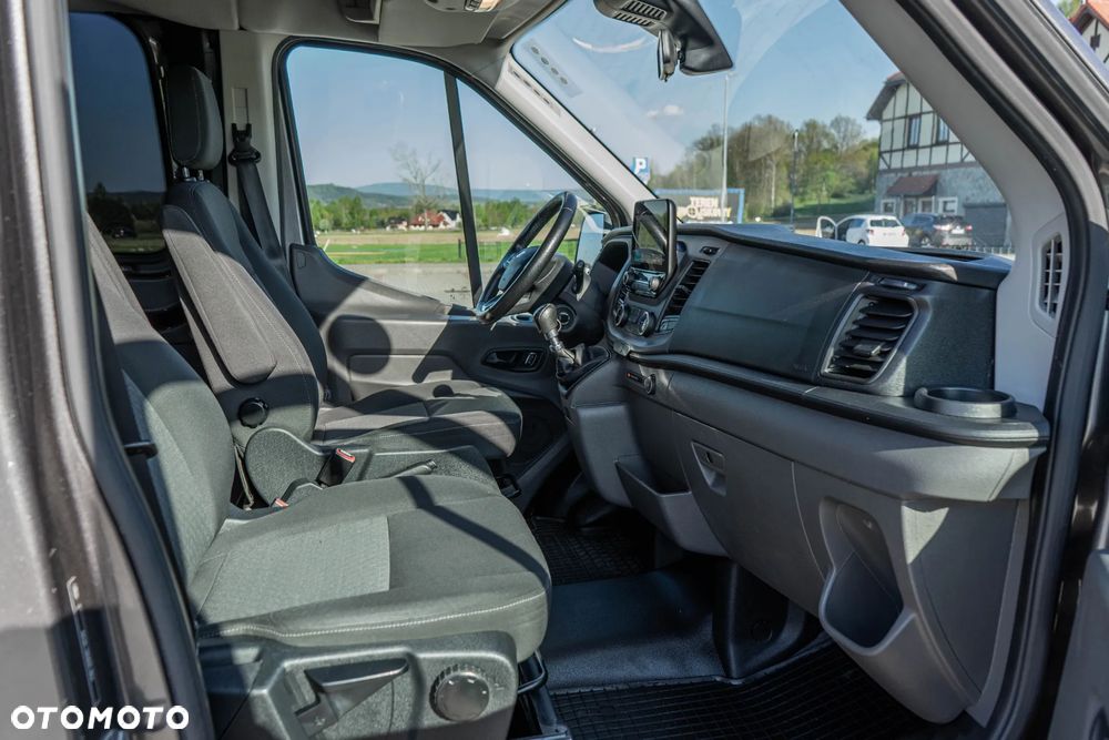 Ford Transit - 22