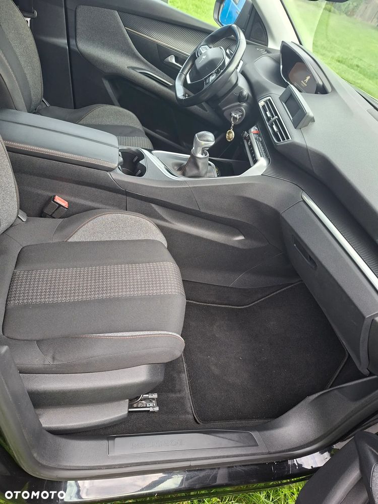 Peugeot 3008 2019 photo 4