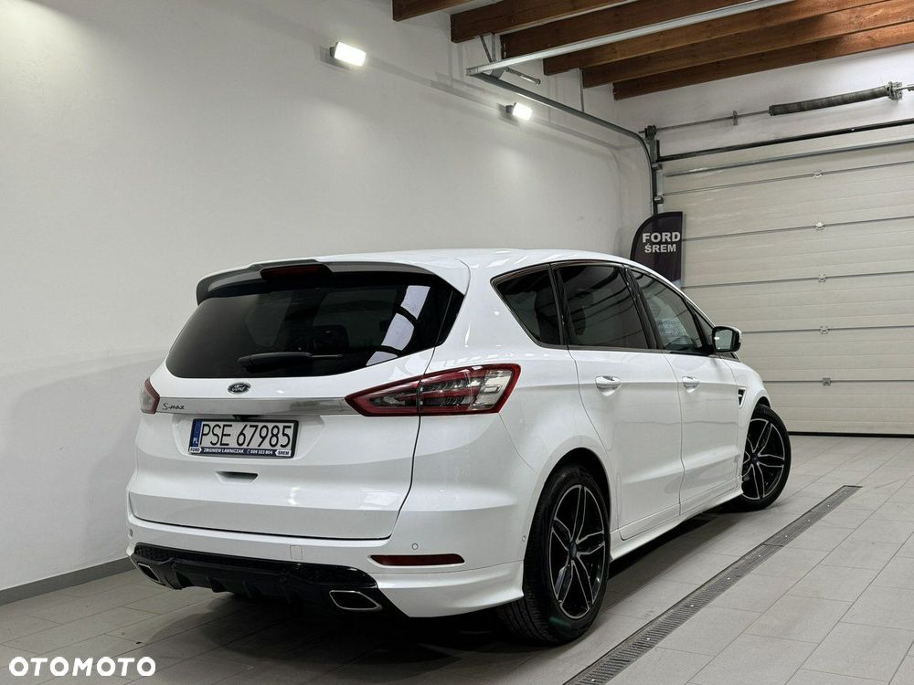 Ford S-Max 2.0 TDCi ST-Line PowerShift - 6