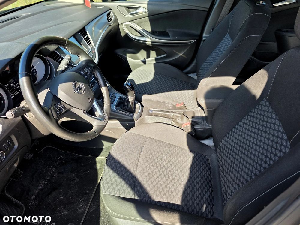 Opel Astra 1.4 Turbo Edition - 19