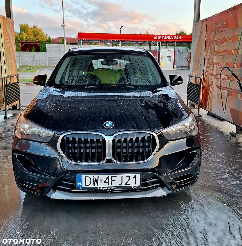 BMW X1 sDrive18i - 1