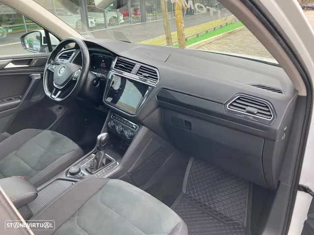 VW Tiguan 2.0 TDI R-Line DSG 4Motion - 42