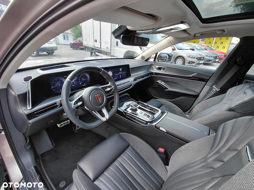 Hongqi H9 - 9
